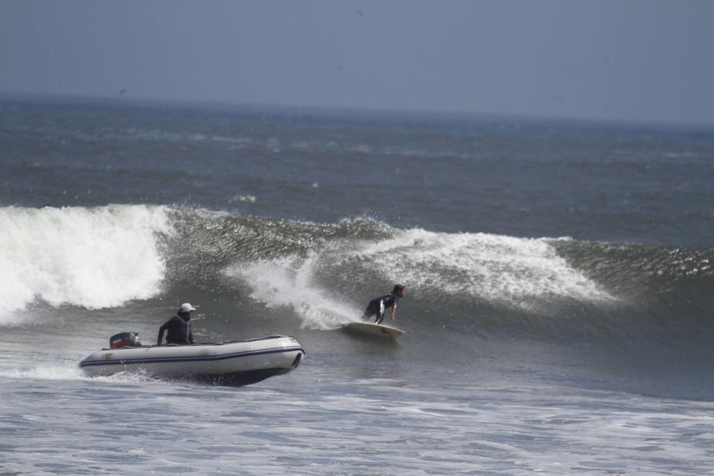 Апартаменты Huanchaco Surf Camp Экстерьер фото